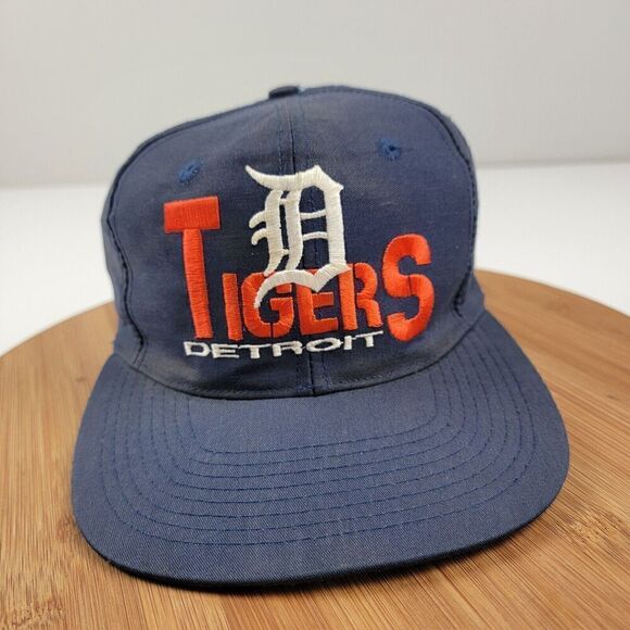 MLB Clark Sportswear Other - Vintage 1990's Detroit Tigers Old English Snapback Hat Spell Out Script 90s